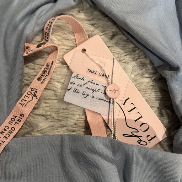 Didn’t like this when tried on selling it. - Picture 3 of 3